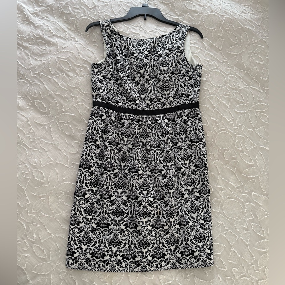 LOFT Black & White Paisley Print Dress
